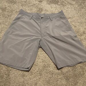 FootJoy Men's Light Gray Flat Front Shorts